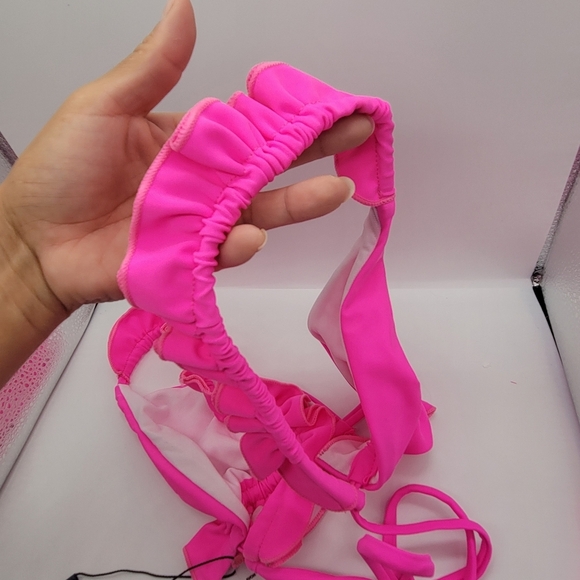BRAND NEW FASHION NOVA CABO SUMMER RUFFLE 2 PIECE BIKINI SIZE SMALL NEON PINK - Picture 7 of 8